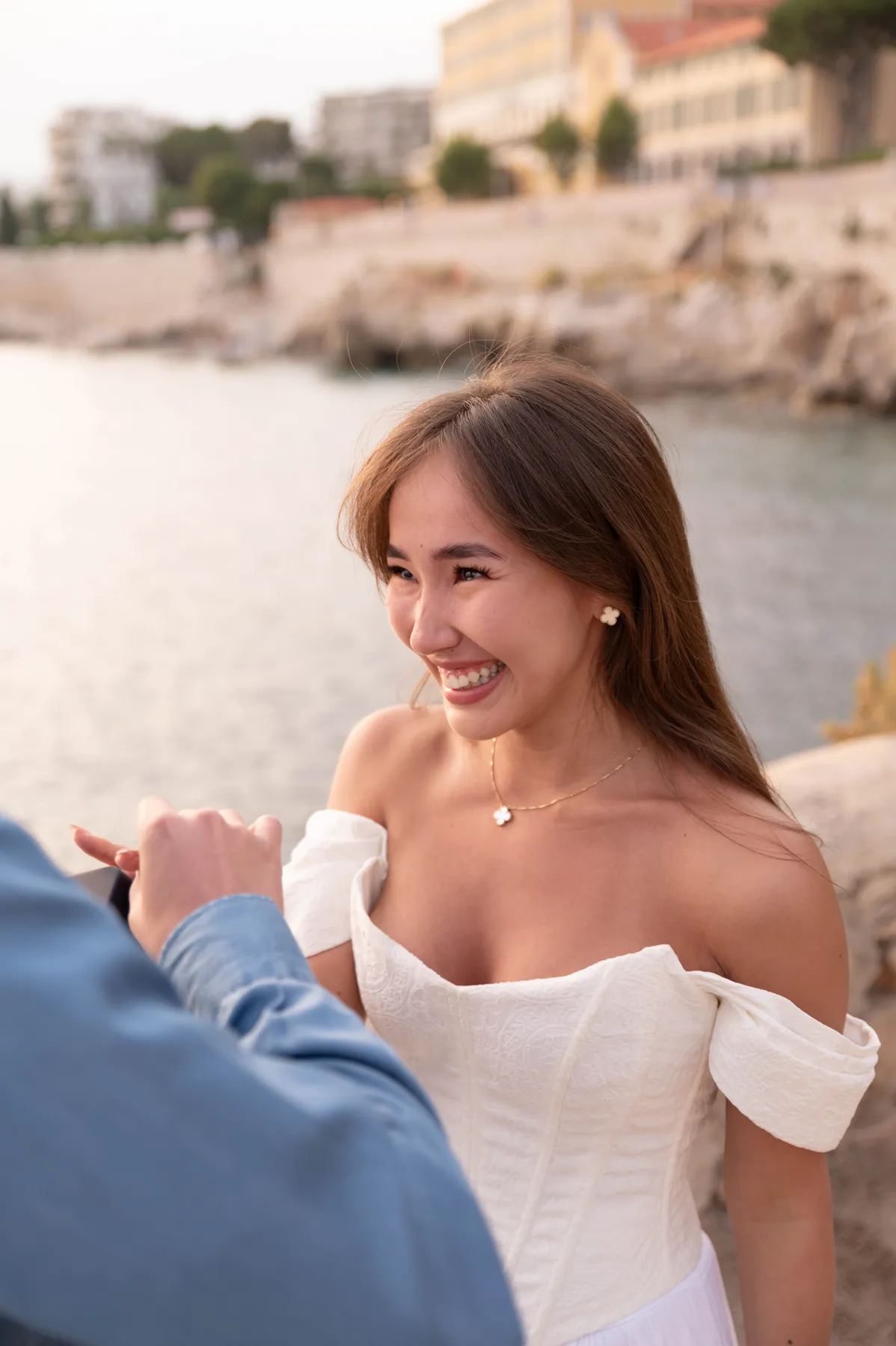A proposal on the French Riviera